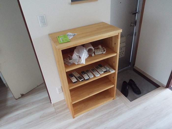 靴箱 (内装) 靴箱 (内装)